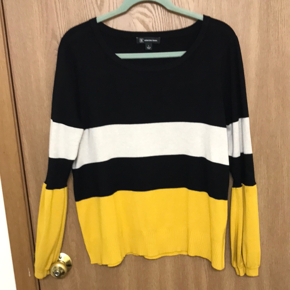 INC International Concepts Sweater Size Large